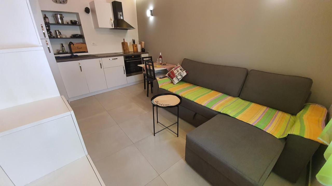 Franceska Apartmani Црес Экстерьер фото