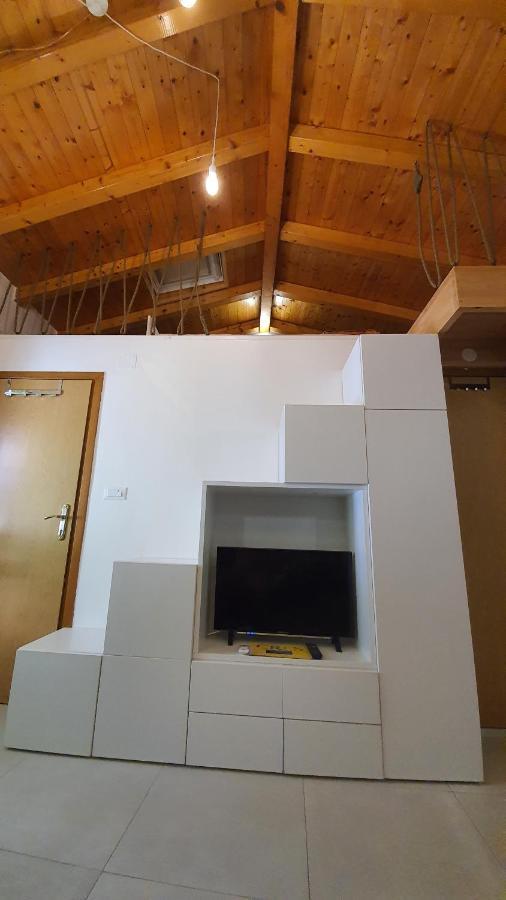 Franceska Apartmani Црес Экстерьер фото
