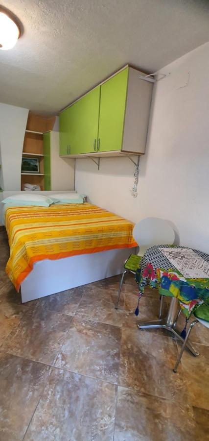 Franceska Apartmani Црес Экстерьер фото