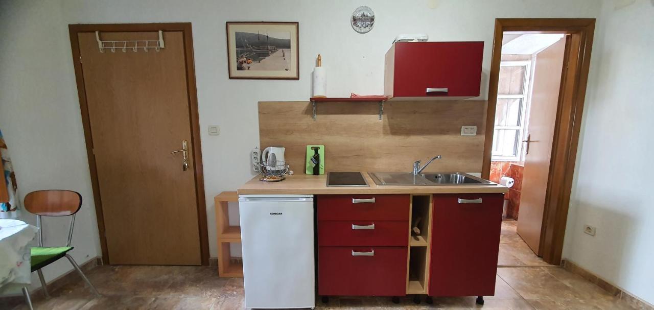 Franceska Apartmani Црес Экстерьер фото